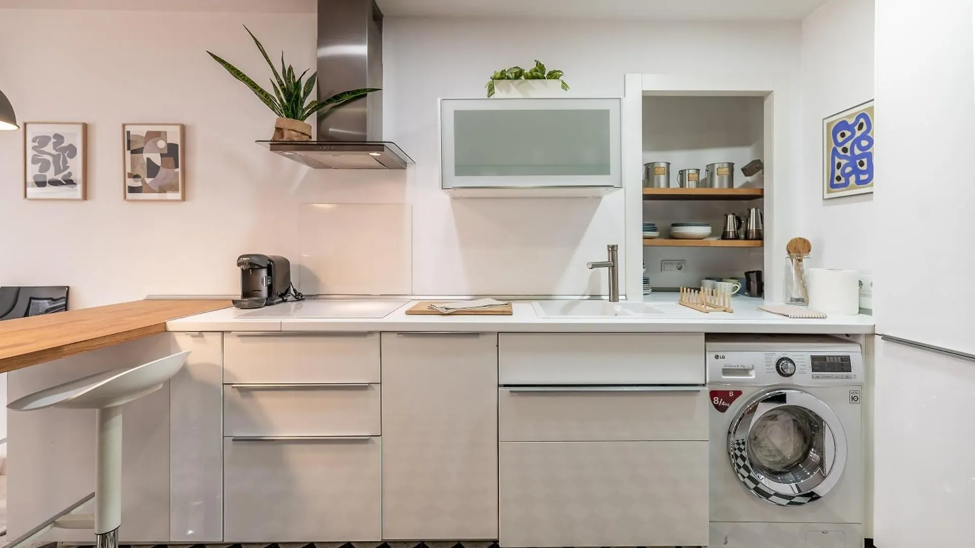 Victoria 16 Premium By Nagoa Homes Málaga